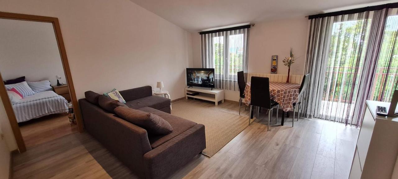 Apartmani Elena 马林斯卡 外观 照片